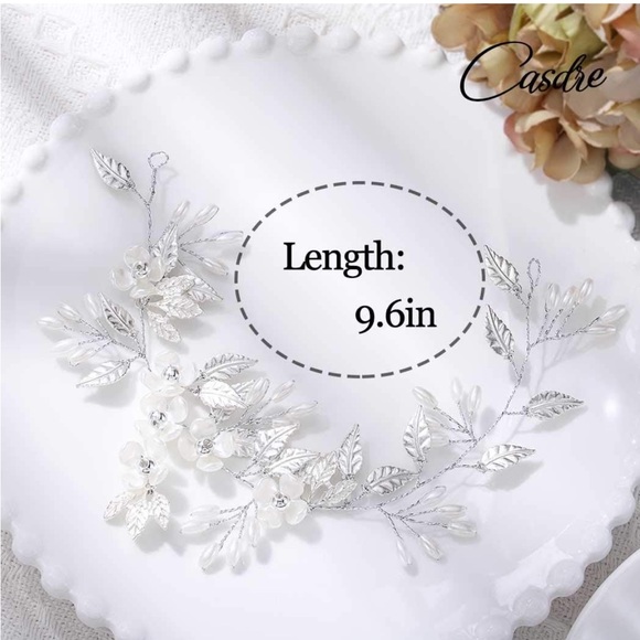 Bridal hair vine | Silver and Pearls - Picture 8 of 10